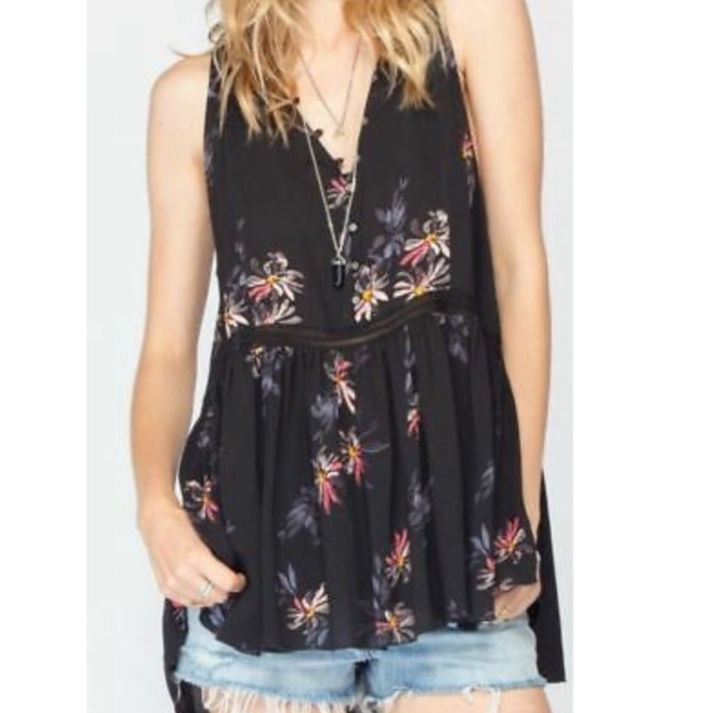 Gentle Fawn Blythe NWT Sz S Tunic Top Black Floral Pleated Babydoll Boho
